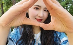 国产亚洲精品久久久久婷婷图片